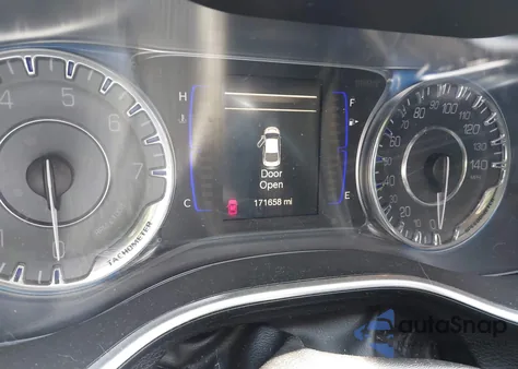 2016 Chrysler 200 Limited Platinum из США, поврежденный, VIN 1C3CCCAB5GN178767